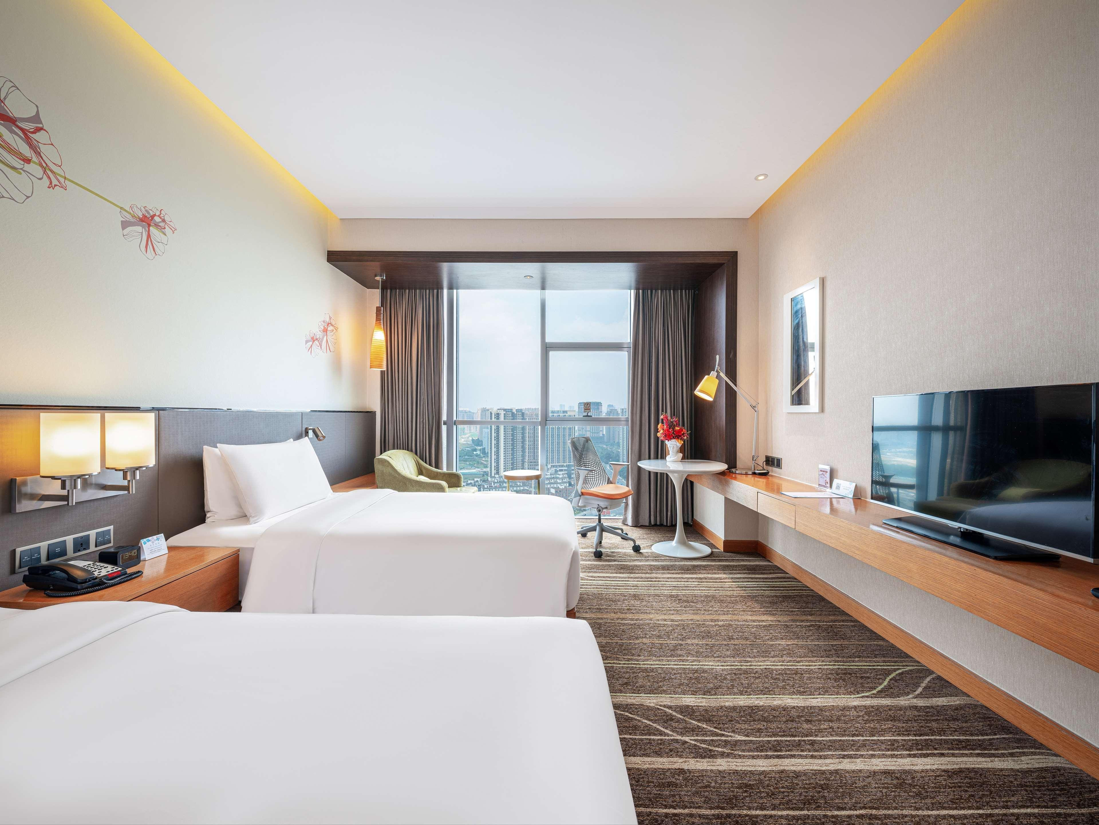 Hilton Garden Inn Chengdu Huayang Eksteriør bilde